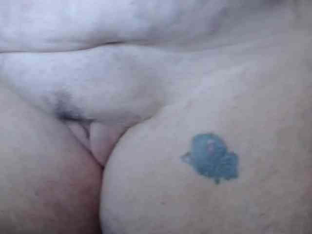 Modelo: April_XO