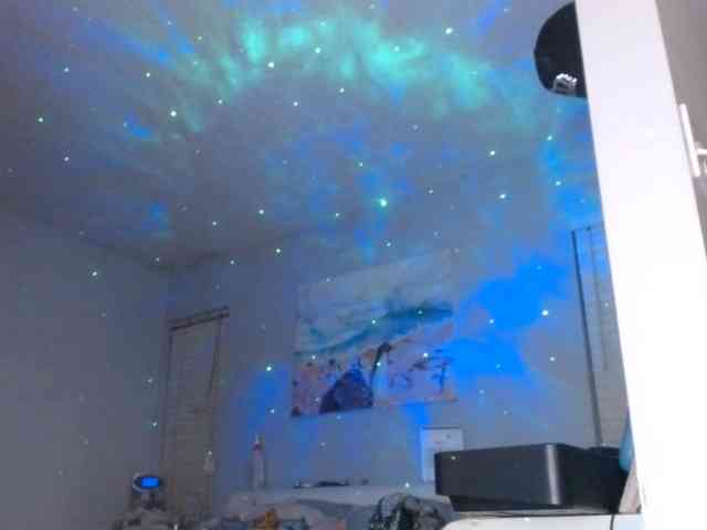 April_XO webcam