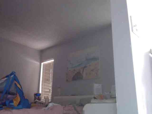 April_XO webcam