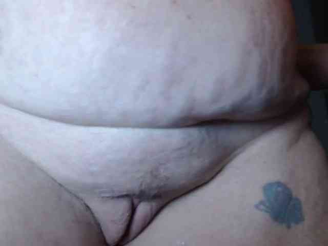 April_XO webcam