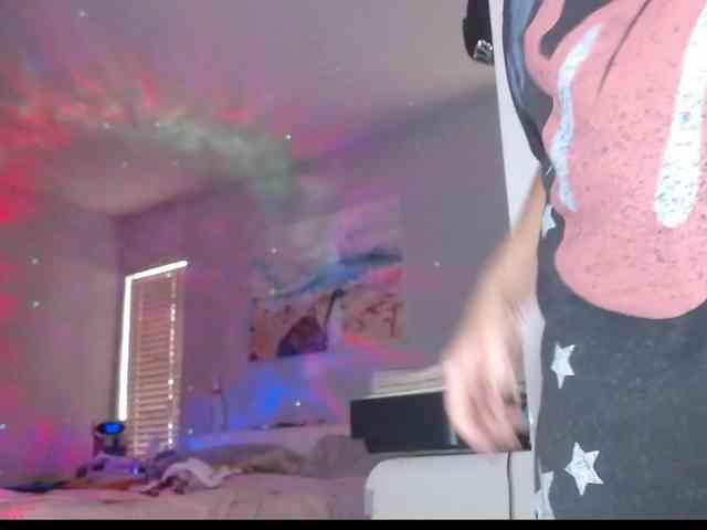 April_XO webcam