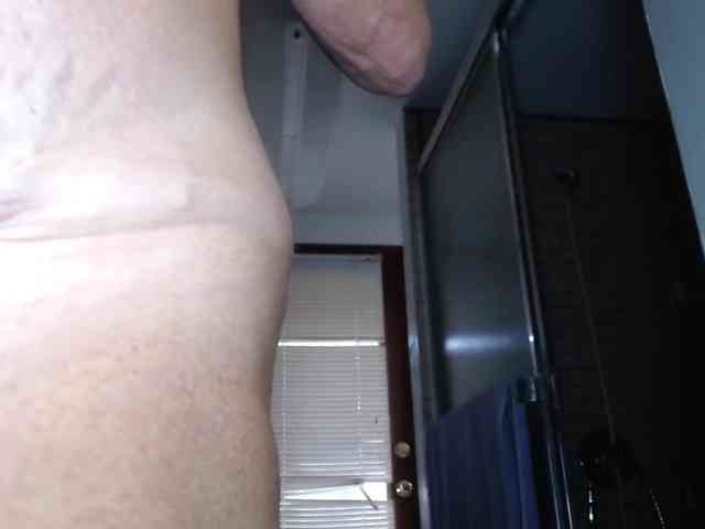Modelo: April_XO