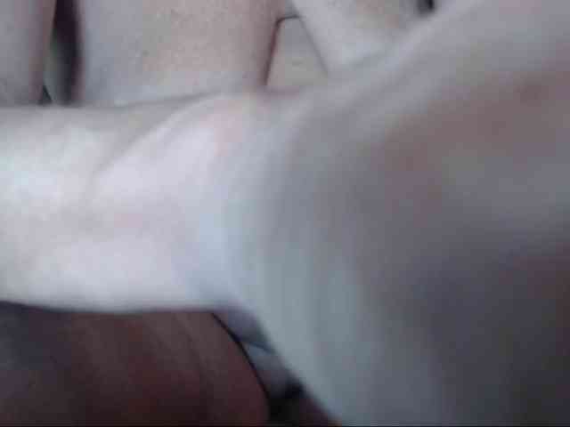 Modelo: April_XO