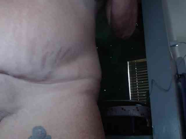 April_XO webcam