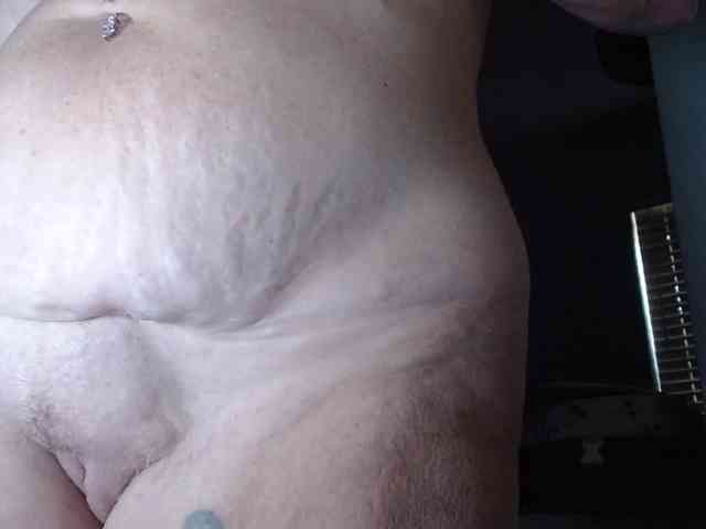 April_XO webcam