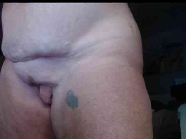 April_XO webcam