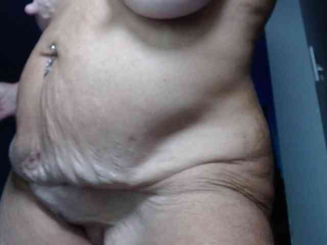 April_XO