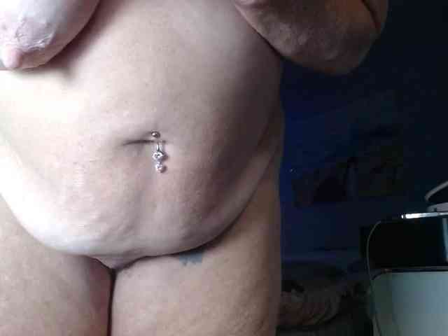 Modelo: April_XO