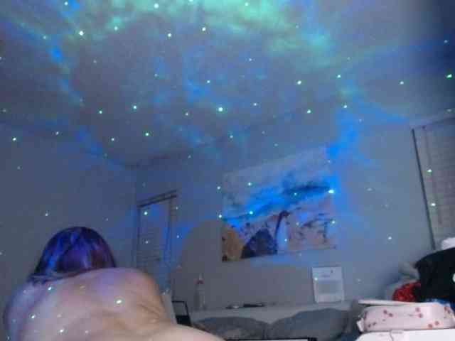 April_XO webcam