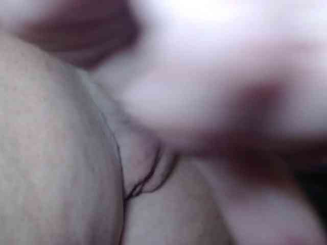 April_XO webcam