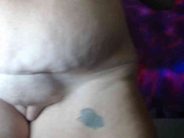 Modelo: April_XO