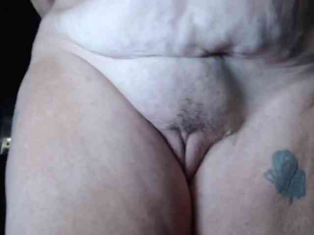 April_XO webcam