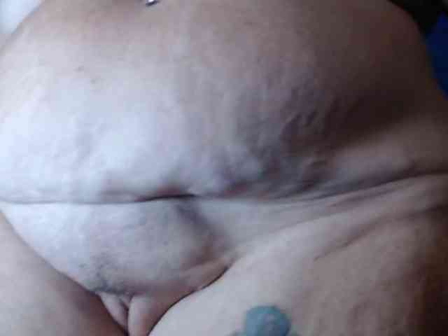 Modelo: April_XO