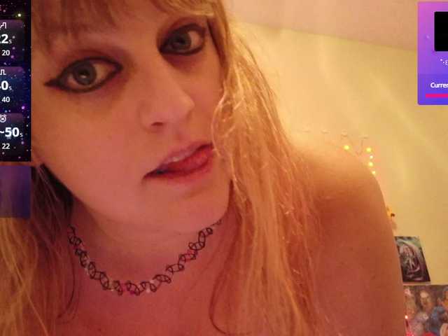 BabyZelda live webcam show