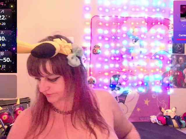 BabyZelda webcam