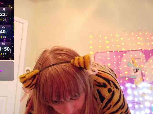 BabyZelda webcam