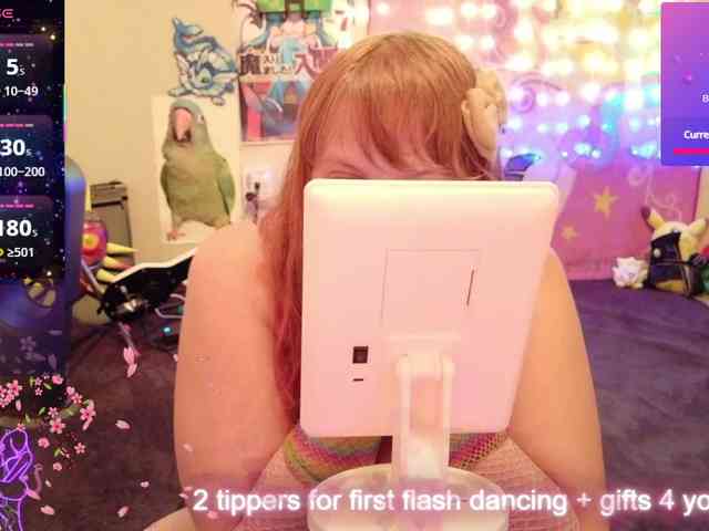 BabyZelda webcam