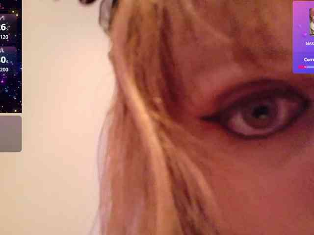 BabyZelda webcam
