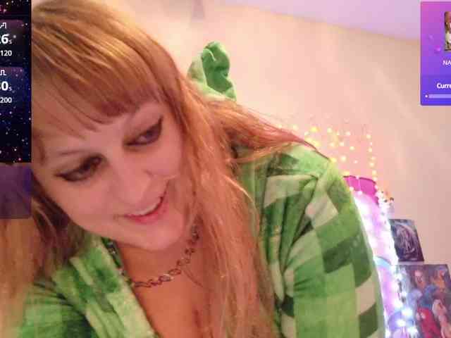 BabyZelda webcam
