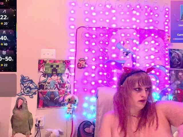 BabyZelda webcam