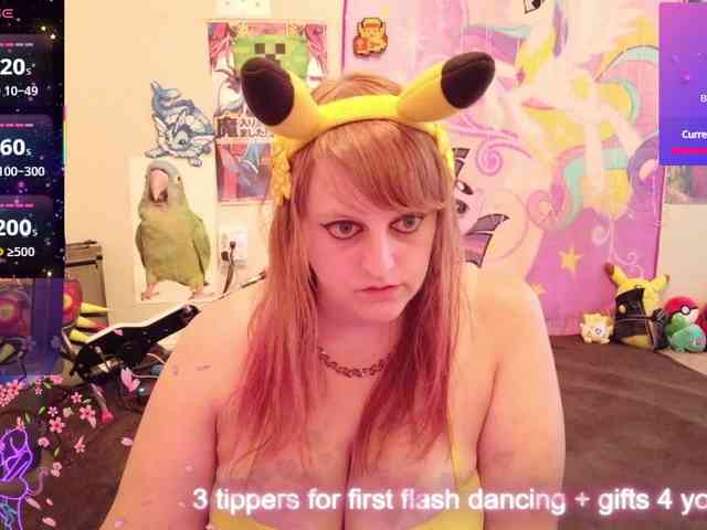 BabyZelda webcam
