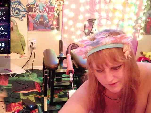 BabyZelda webcam