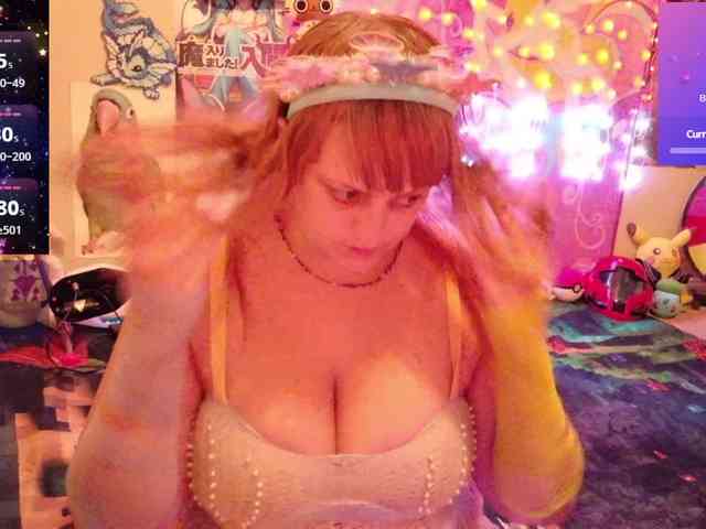 BabyZelda webcam