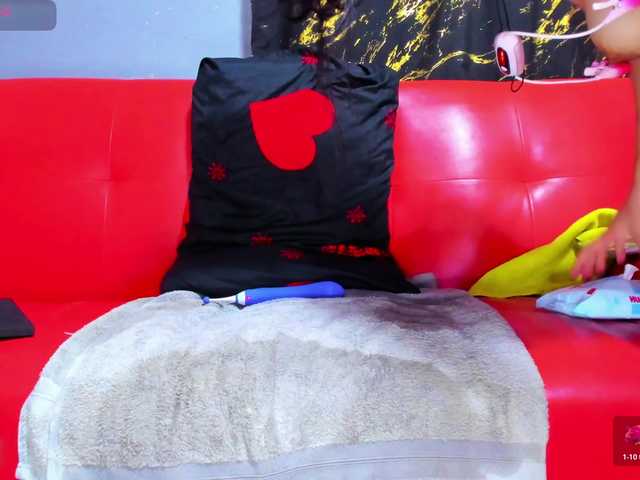 NoielyaShot's BongaCams show and profile