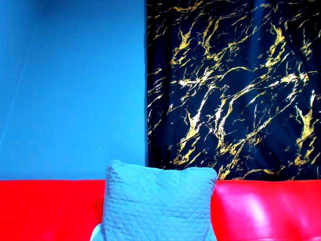 NoielyaShot live cam on BongaCams