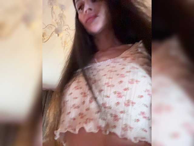 enchantressss live cam on BongaCams