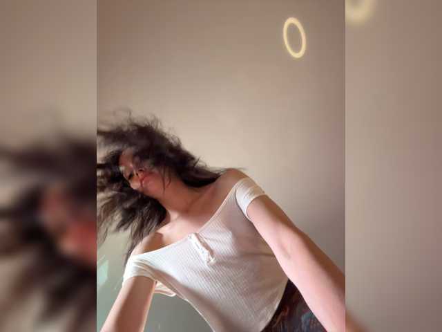 Live трансляция Enchantressss - Runet.cam