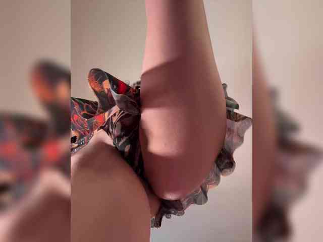 Enchantressss webcam