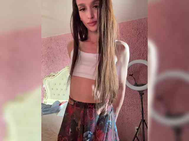 Модель: enchantressss