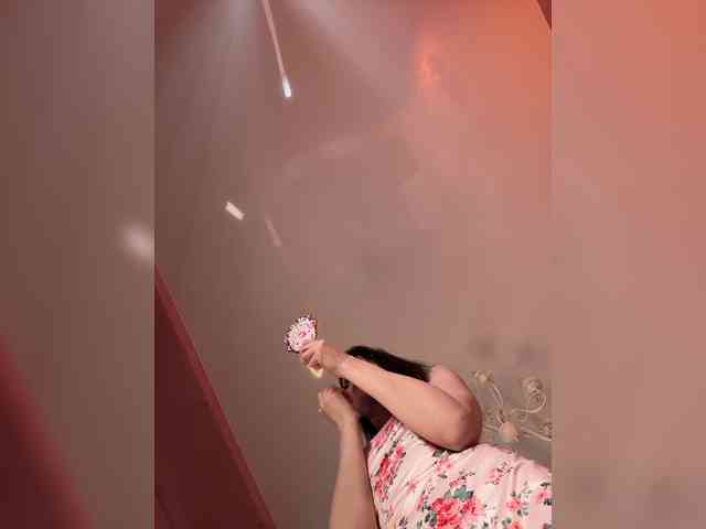 Enchantressss webcam