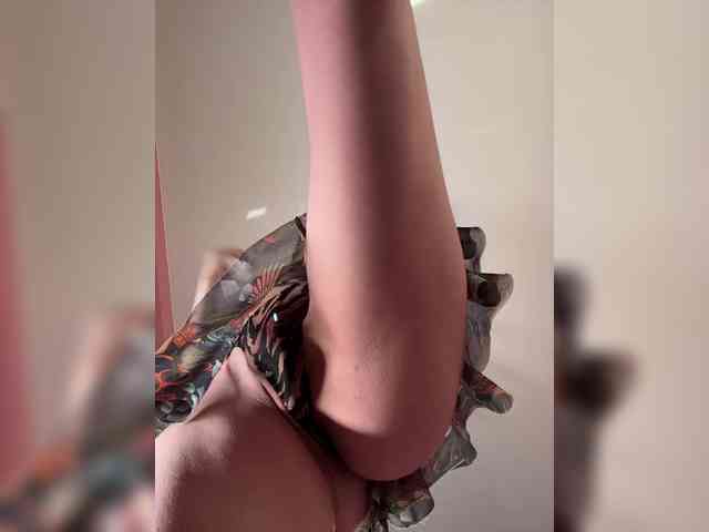Enchantressss webcam