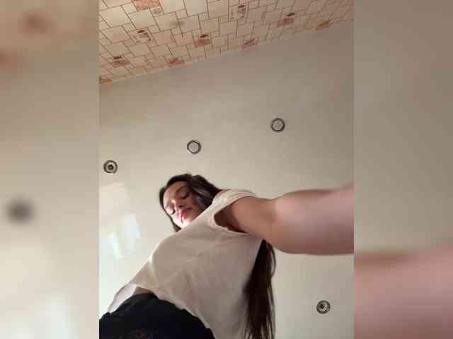 Enchantressss webcam