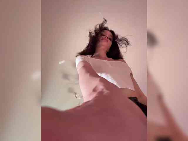 Enchantressss webcam