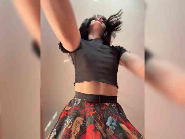 Enchantressss webcam