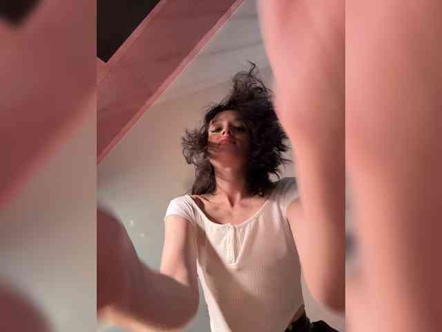 Enchantressss webcam