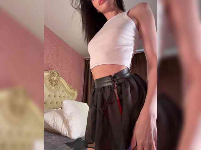 Модель: enchantressss