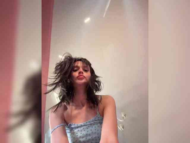 Enchantressss webcam