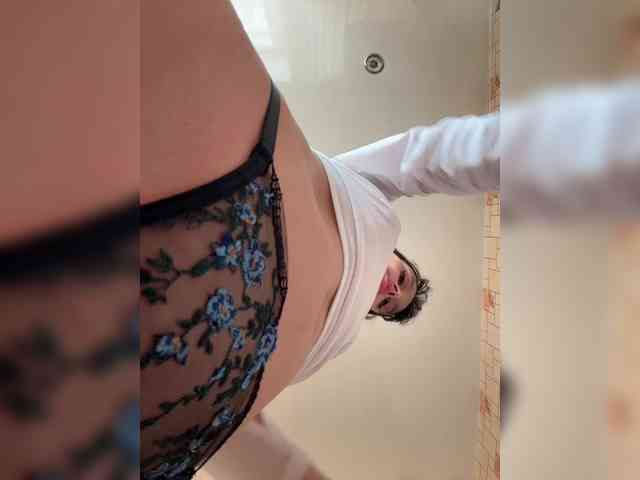 Enchantressss webcam