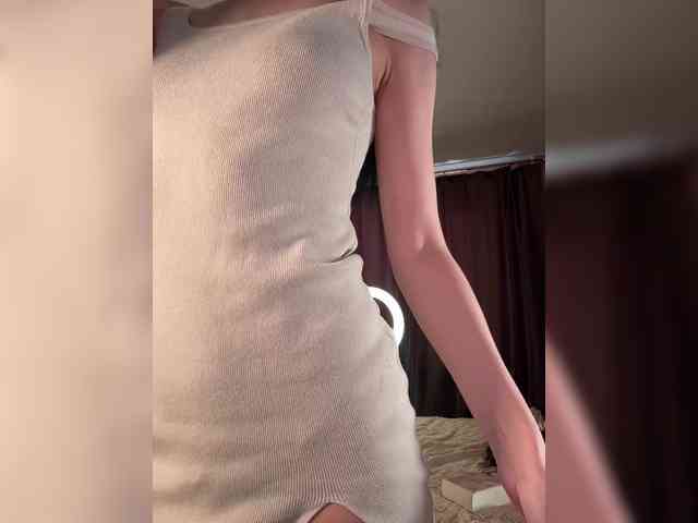 Модель: enchantressss