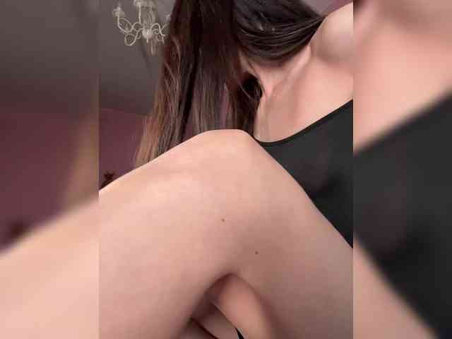 Enchantressss webcam