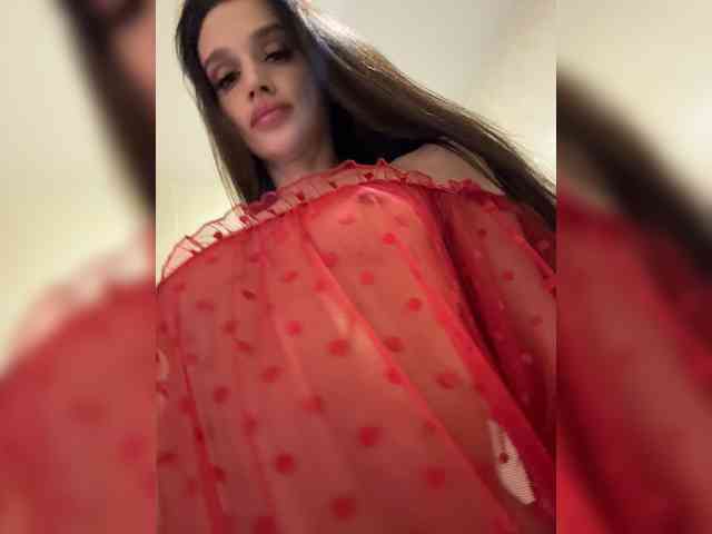 Модель: enchantressss