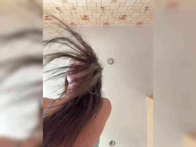 Enchantressss's cam show statistics and live stream