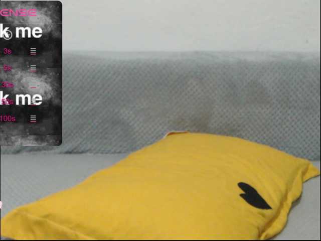 Ely1994 live cam on BongaCams