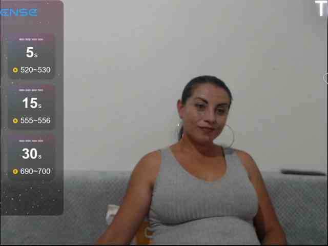 x_Brunette_x webcam