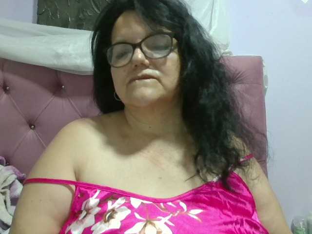 kassandra02 live cam preview