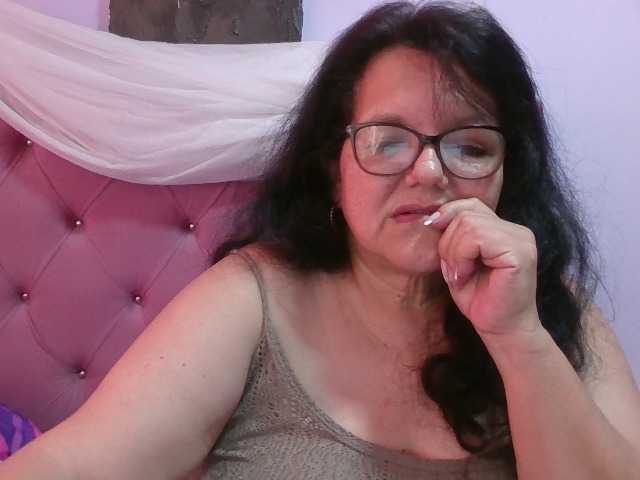 kassandra02 live webcam show